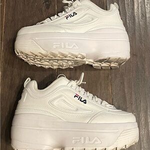 FILA DISRUPTOR 2 WEDGE Sneaker Size 9 WFW22044125 Unisex Platform Sneakers sole